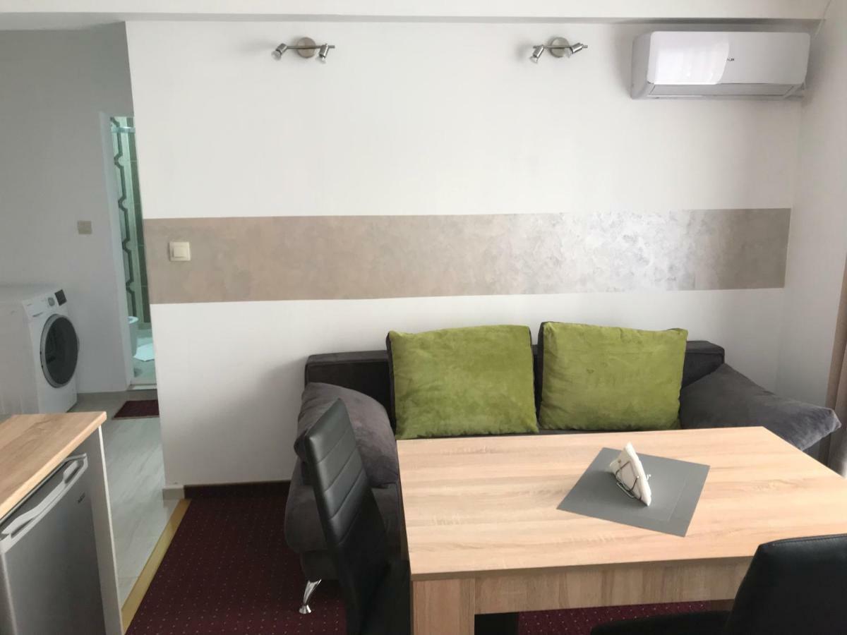 Guest House Theona オブゾー エクステリア 写真