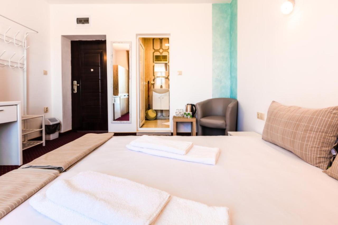 Guest House Theona オブゾー エクステリア 写真