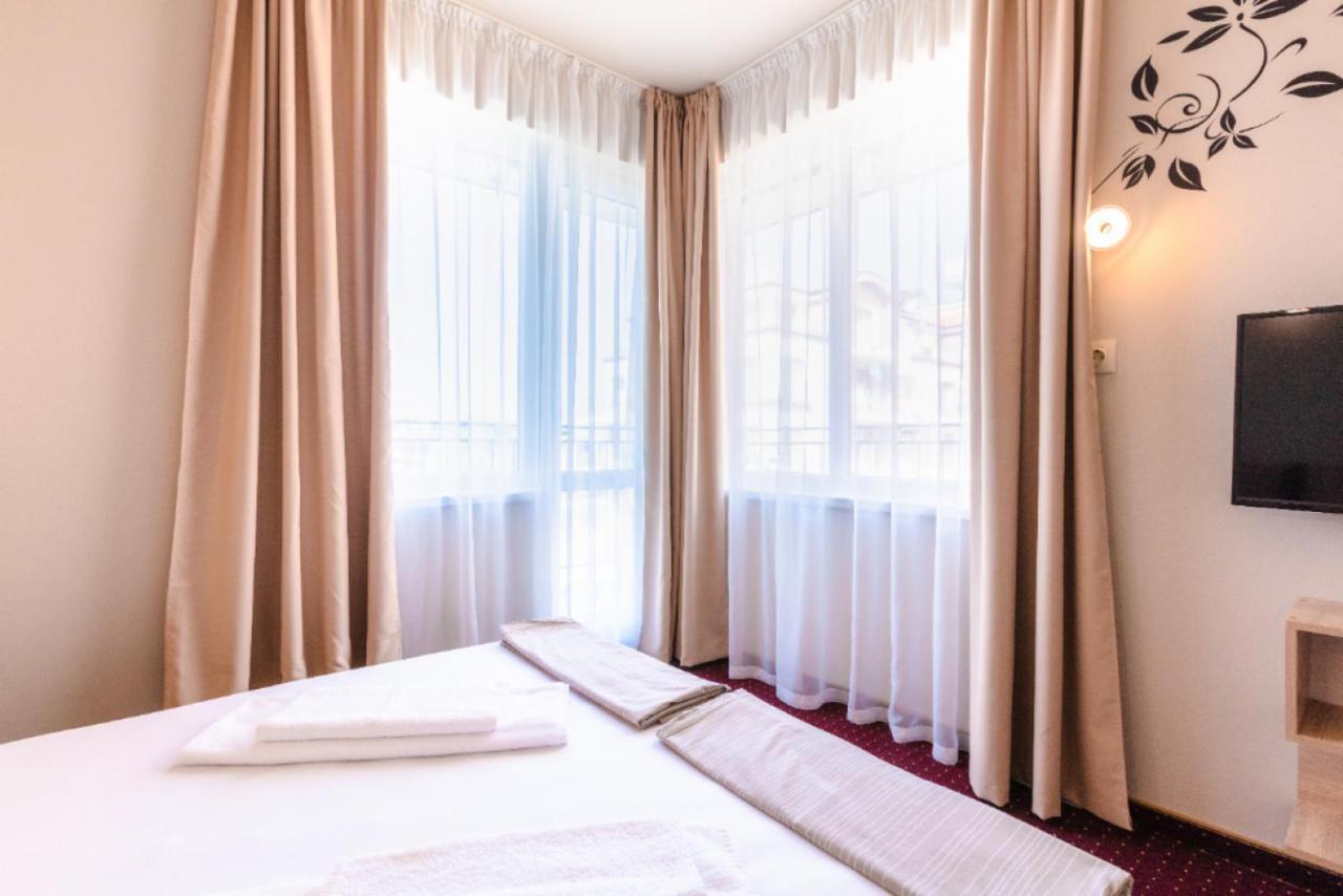 Guest House Theona オブゾー エクステリア 写真
