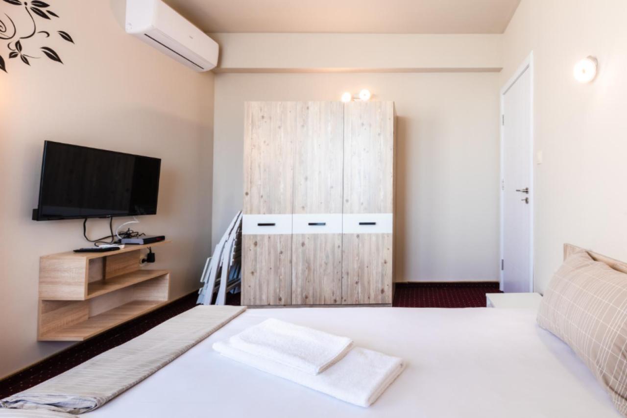 Guest House Theona オブゾー エクステリア 写真